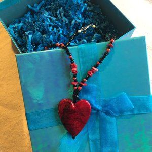 Fun Folk Heart Collier Necklace (with gift box!)